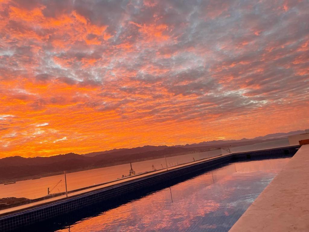 Private Pool Luxury Penthouses Sea View Eilat Buitenkant foto